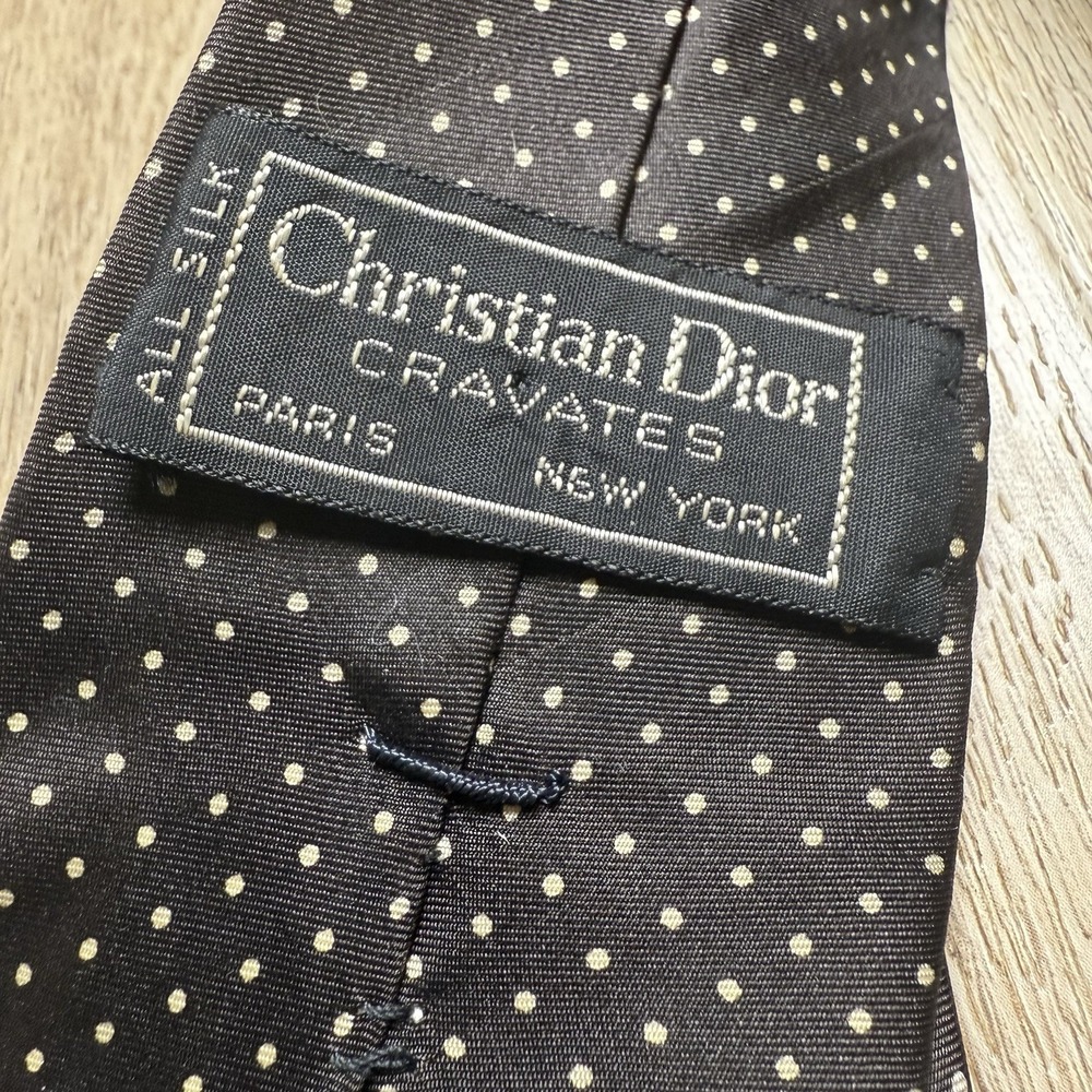 Christian Dior Cravates LOGO Vintage - Brown w/ White Polka Dots - ALL‎ SILK - Picture 3 of 5